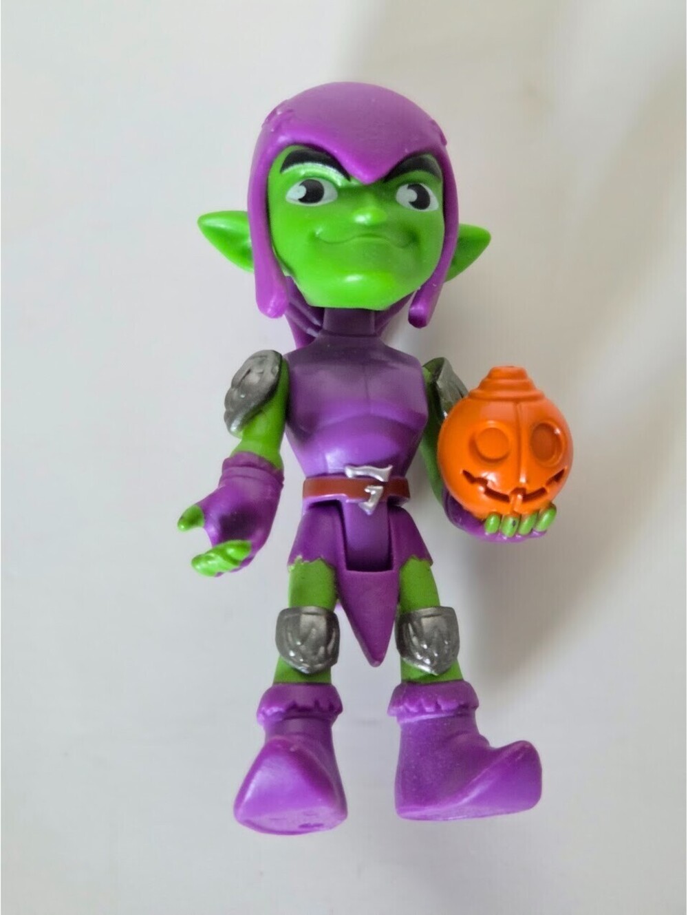 2014 Hasbro Marvel Green Goblin Action Figure Purple Suit Pumpkin Bomb Loose